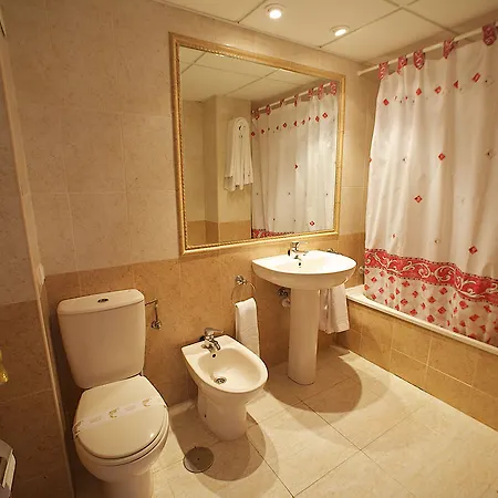 Coral Unitursa Apartament *